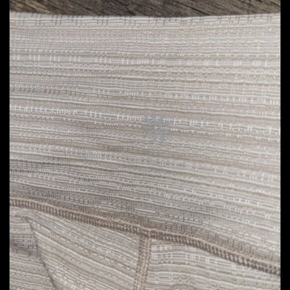 2 for $20 Athleta Beige Textured Leggings Size Small - Picture 5 of 6